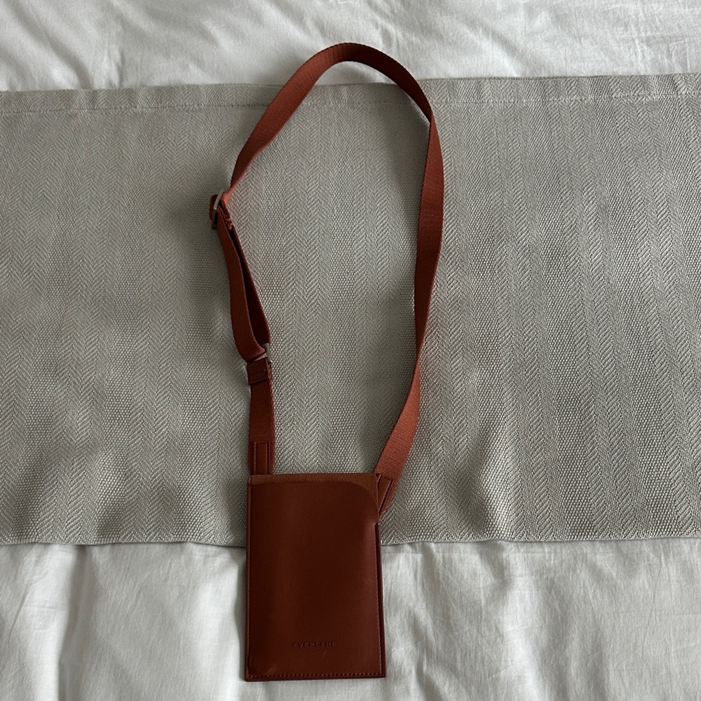 Everlane Italian Leather Crossbody Phone Case
